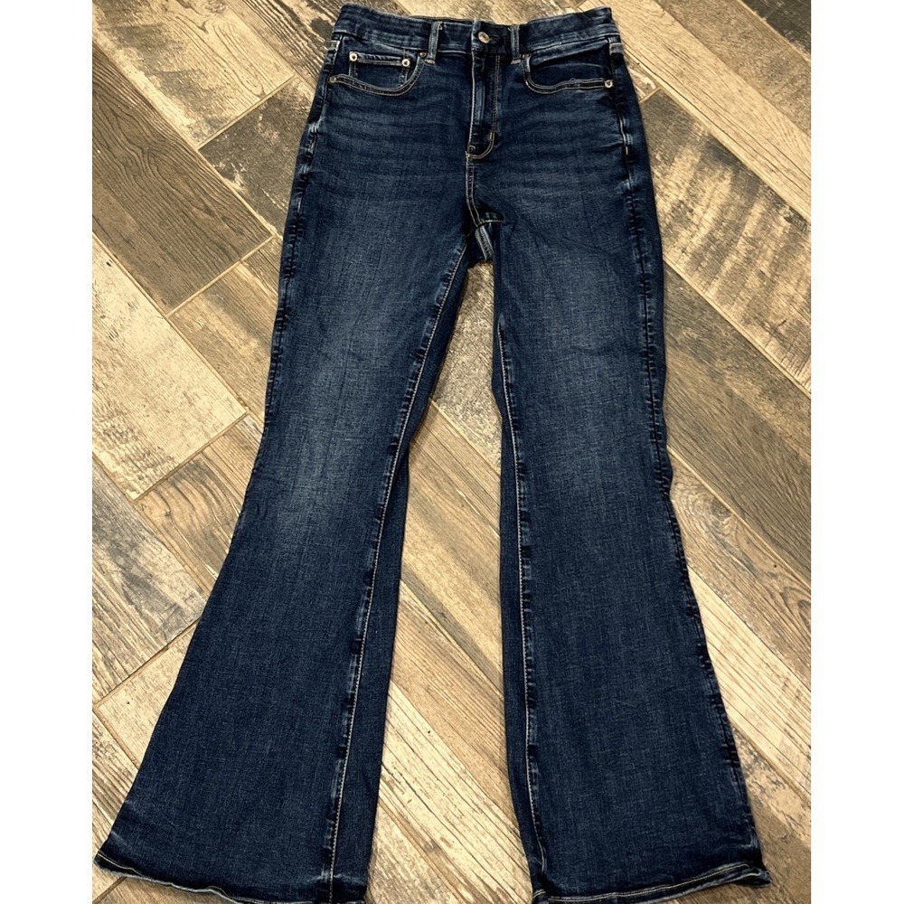 American Eagle Womens Curvy Super High Rise Flare Jeans Next Level Stretch Sz 6
